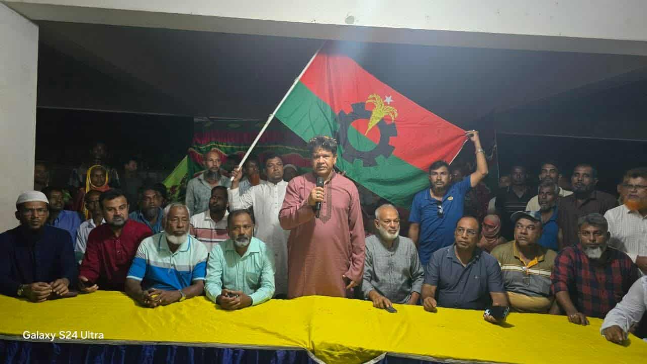 খুলনার দাকোপে বিশ্বকর্মা পূজার সমাপনী অনুষ্ঠানে জিয়াউর রহমান পাপুল