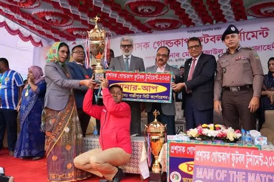 খেলার মাঠে উৎসব, নগর উন্নয়নে দৃঢ় অঙ্গীকার: গাজীপুরে প্রশাসক গোল্ডকাপের ফাইনাল