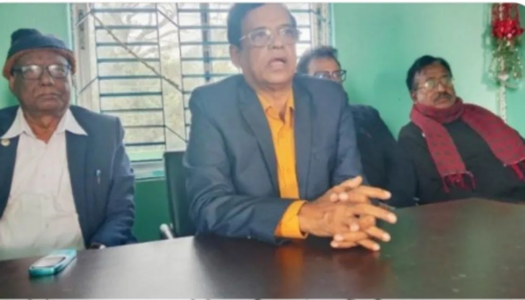 খুলনার দাকোপ প্রেসক্লাবে এমপি প্রার্থী সুনীল শুভ’র মত বিনিময়