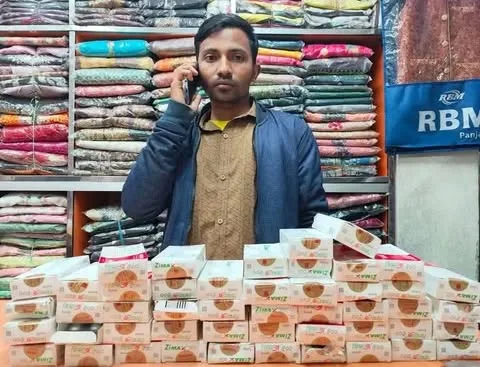 জলঢাকায়  নকল  ঔষধসহ আটক -১