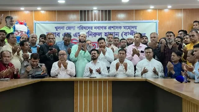 খুলনা জেলা পরিষদের দায়িত্ব গ্রহন করলেন নবনিযুক্ত প্রশাসক মনিরুল হাসান বাপ্পী