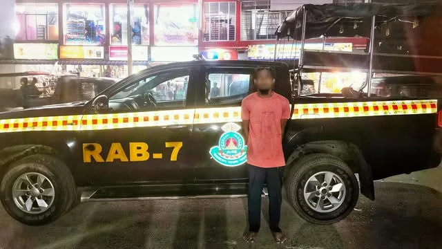 স্ত্রী হত্যা করে পলাতক স্বামী, র‌্যাব-৭ এর অভিযানে চট্টগ্রামে গ্রেফতার